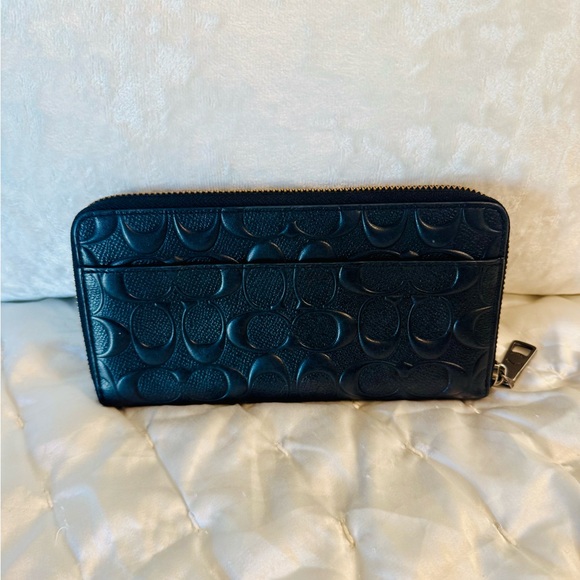 Coach Black Embossed Wallet - Picture 6 of 15